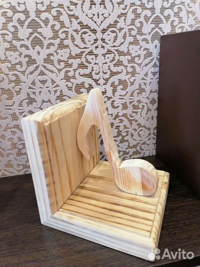 Держатель для книг