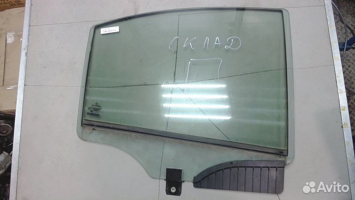 Стекло боковой двери Mercedes S W221, 2006