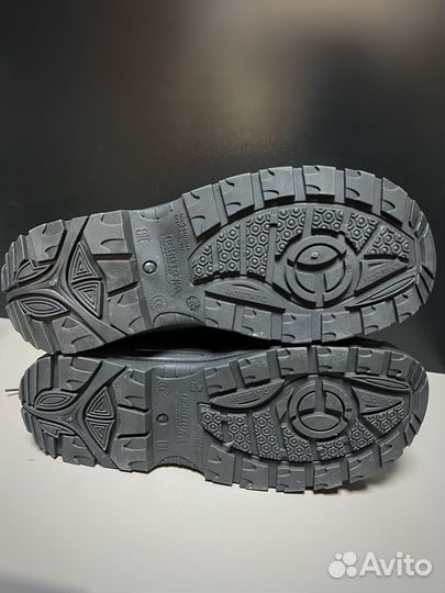 Берцы новые 38р