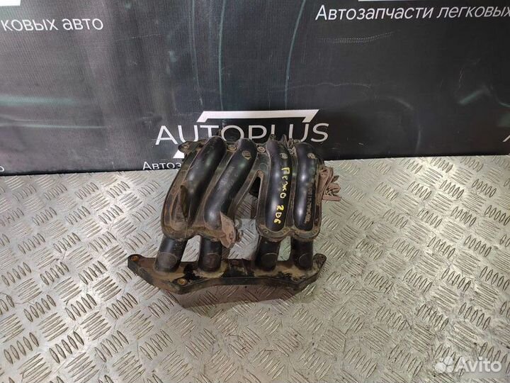 Впускной коллектор Peugeot 206 1.4 1998-2010