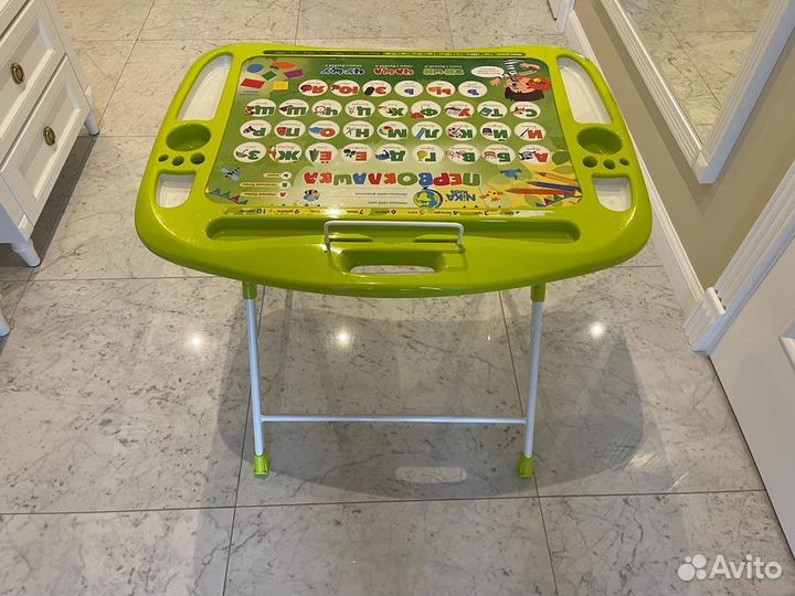 Столик и стульчик для детей