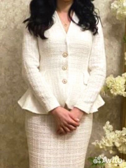 Костюм женский