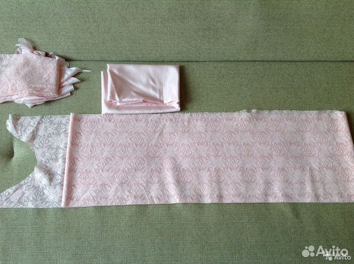 Отрезы гипюра и шелка 5,15 м