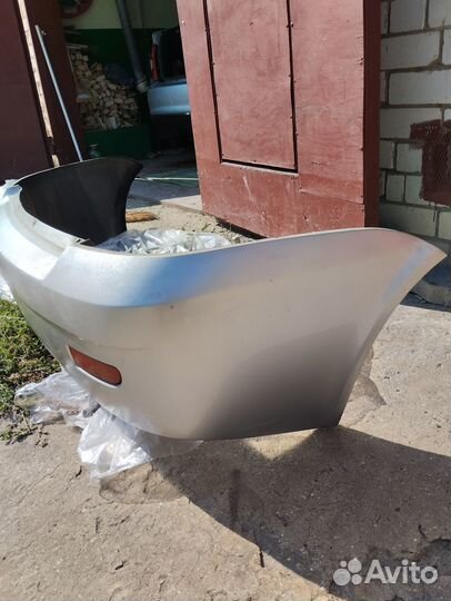 Продается бампер задний на приору