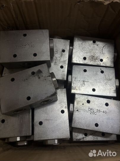 Делитель потока dfl25-40