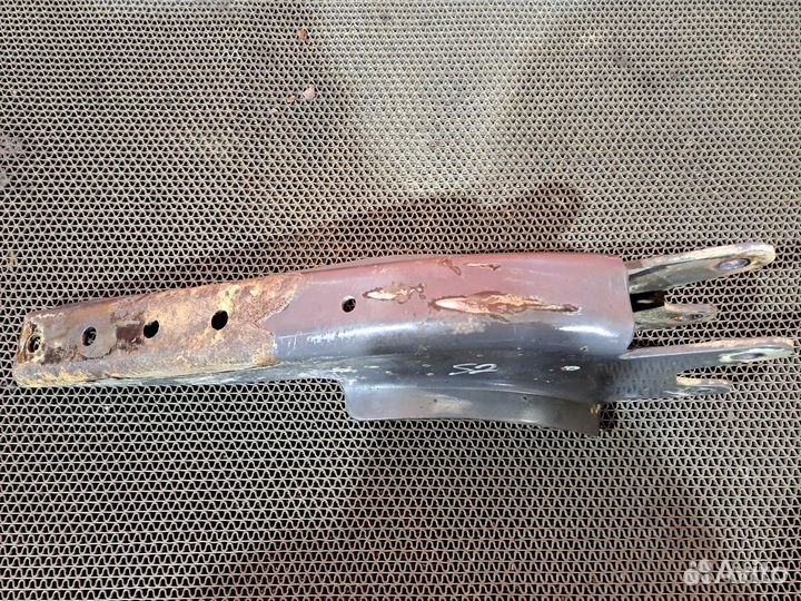 Кронштейн кабины правый