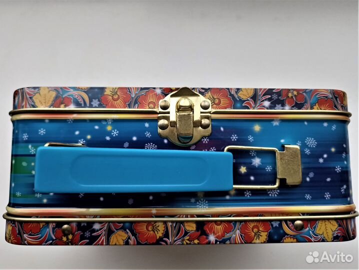 Коробки от новогодних подарков