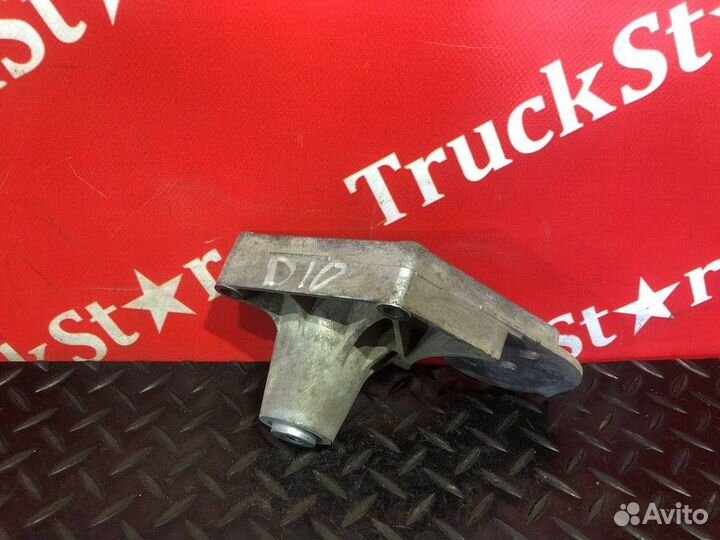 Кронштейн ролика натяжителя Daf XF105