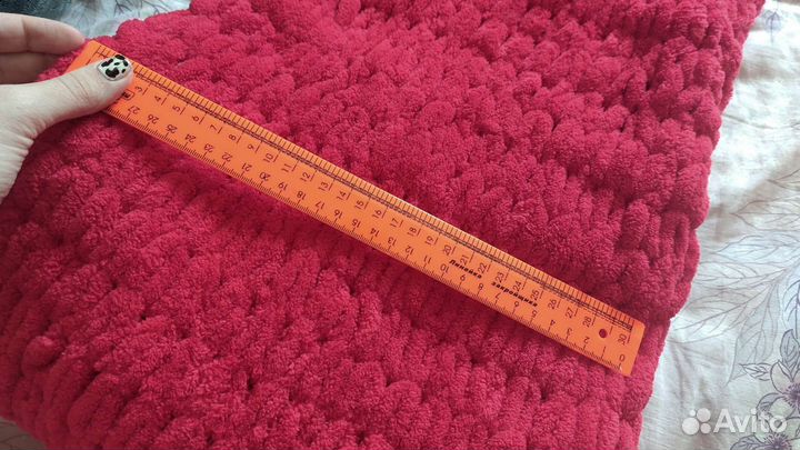 Шарф красный