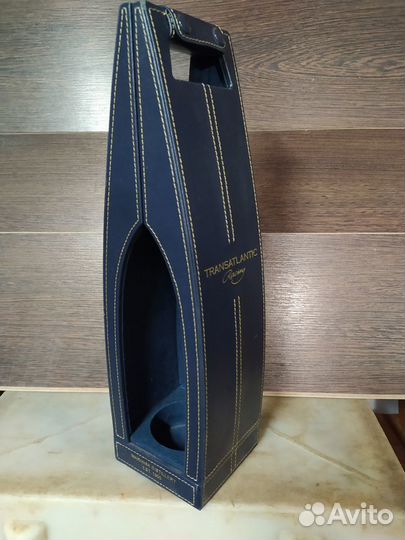 Кожаный кейс от водки 