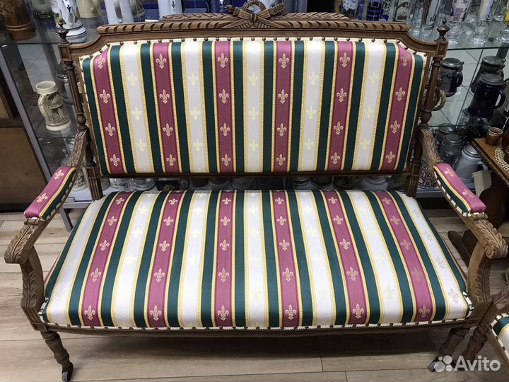 Антикварная мебель