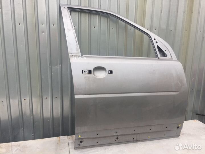 Дверь передняя правая Land Rover Freelander