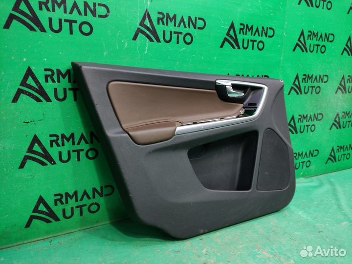 Обшивка двери передняя левая Volvo Xc60 1