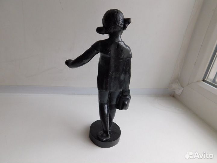 Чугунная статуэтка Куса в идеальном состоянии 17