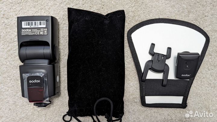 Вспышка Godox TT520II