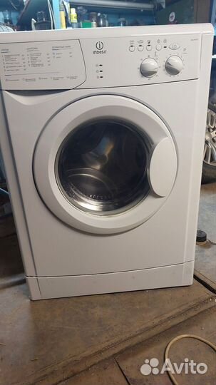 Стиральная машина indesit