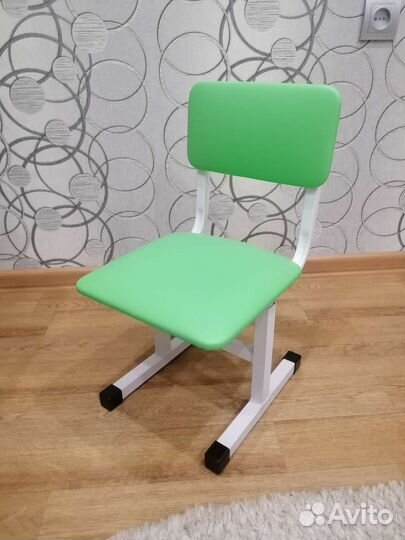 Детский стол и стул