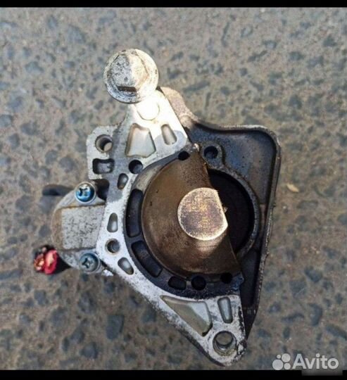 Стартер Renault Megane 3