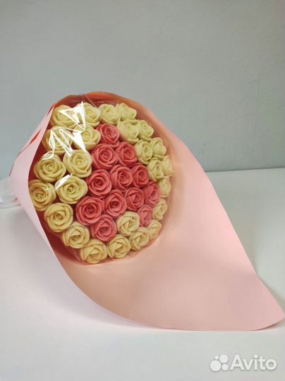 Розы из Белого Шоколада - 37 шт в Букете