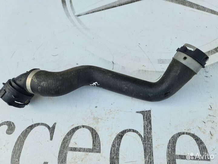 Патрубок радиатора Mercedes W213 M264