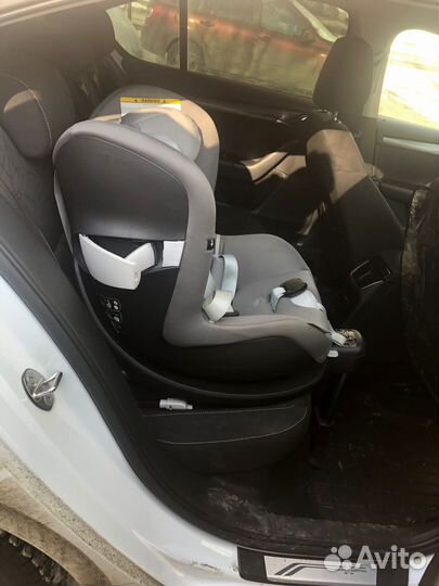Детское автокресло Cybex Sirona M2 с базой
