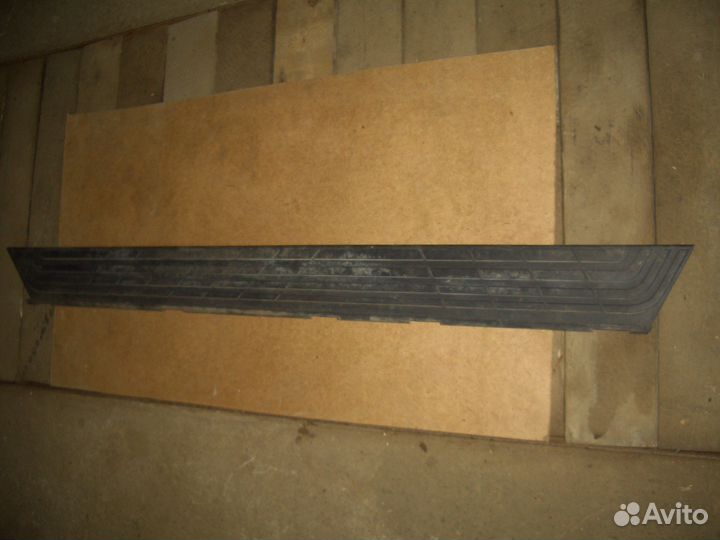 Накладка на подножку Митсубиси Паджеро V8 с07