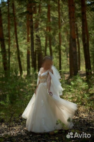 Свадебное платье 44 46 бу