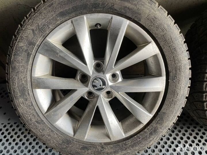 Колеса Octavia r16 оригинал зима