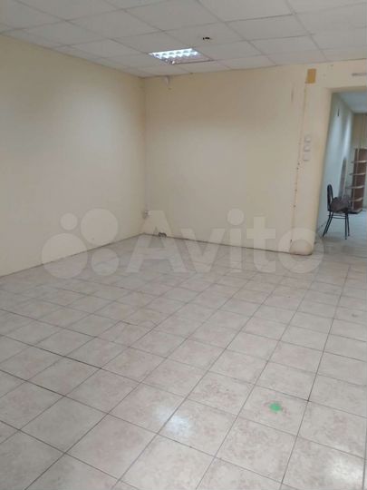 Торговая площадь, 71 м²