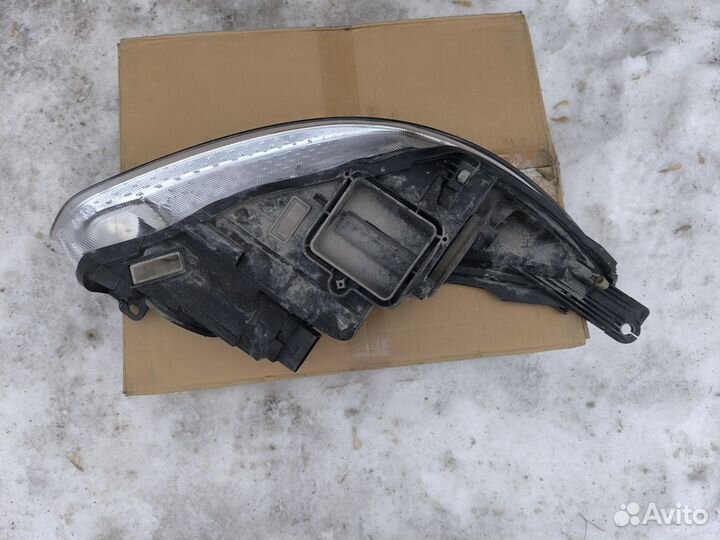 Фара Ford Focus 3 оригинальная