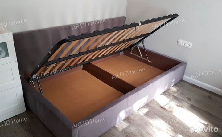 Детcкая кровать 90х180