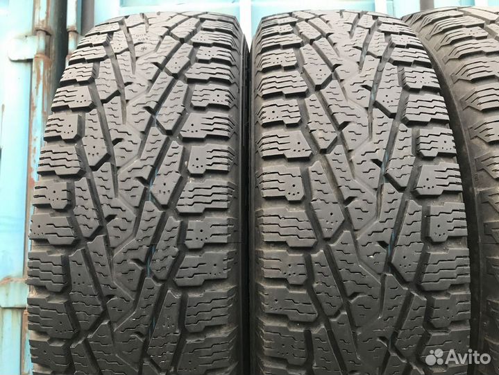 Nokian Tyres Hakkapeliitta LT2 245/75 R17 121Q