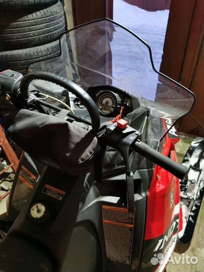 Продам снегоход Polaris 550 indy voyager 155