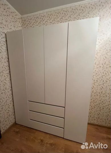 Шкаф распашной 160 см новый