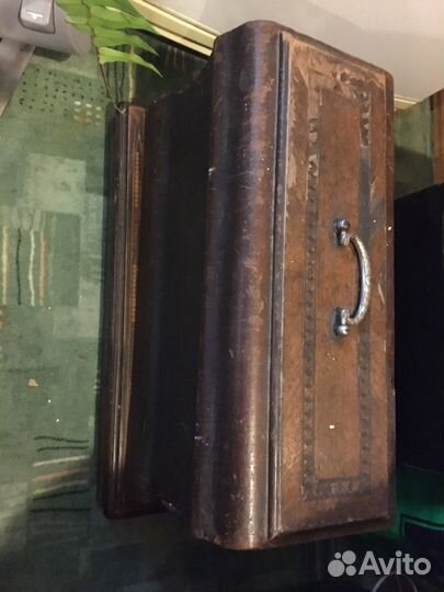 Антикварная швейная машинка рабочая (Англия)