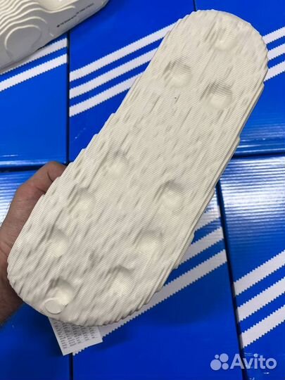 Тапочки Adidas Adilette White