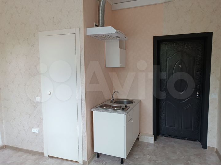 Комната 13,7 м² в 3-к., 1/2 эт.