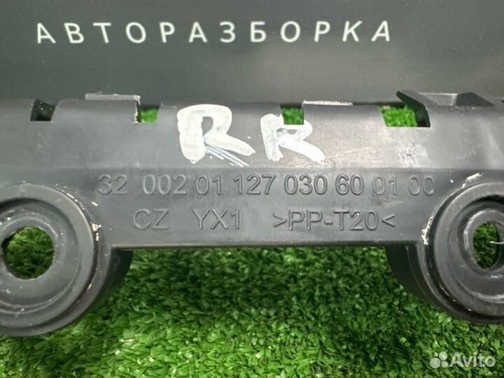 Кронштейн заднего бампера правый Skoda Fabia 2 1.4