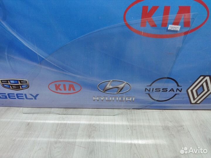 Стекло боковое двери Nissan almera N16 Прав