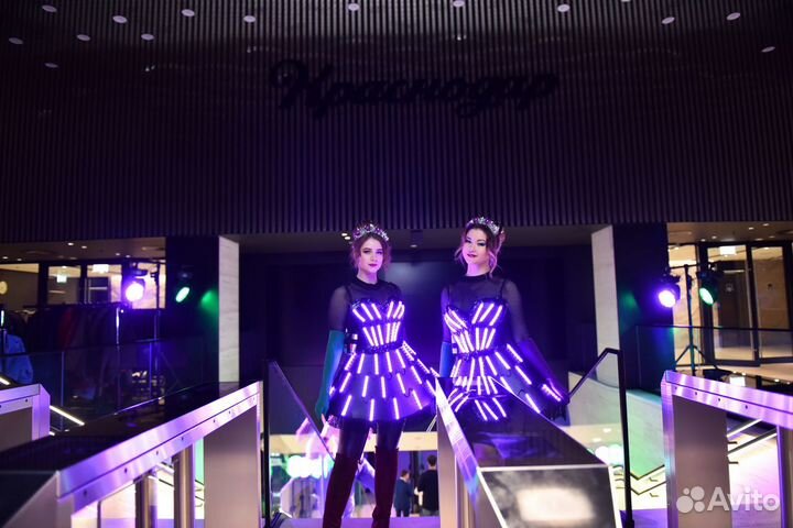 Светодиодное шоу Let's go