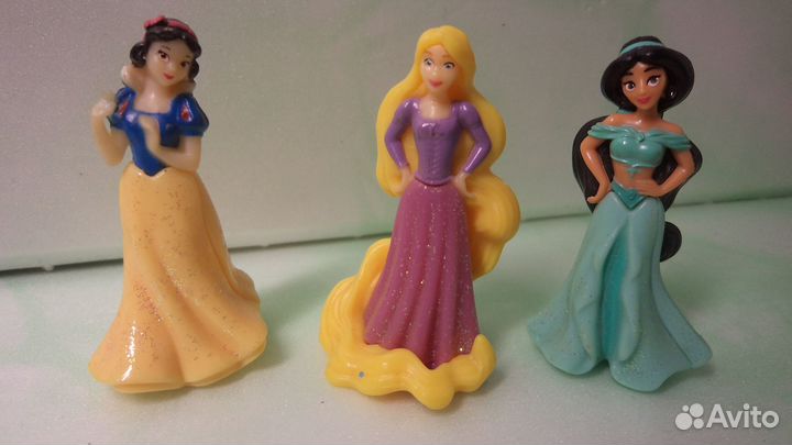 Игрушки из киндер сюрпризов