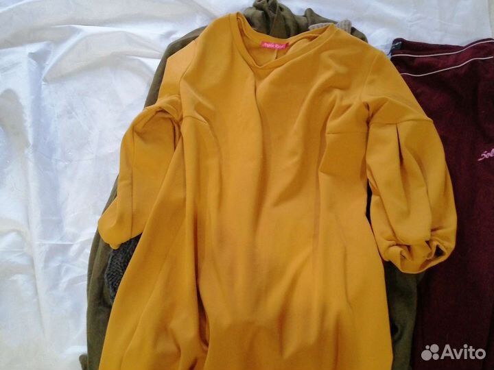 Отдам женнские вещи