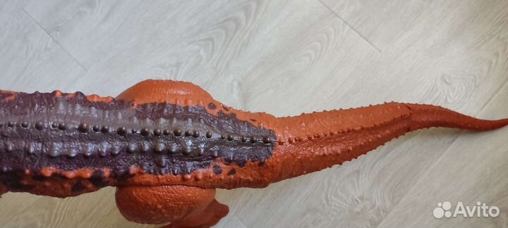 Jurassic world коллоссальный карнотавр Торо