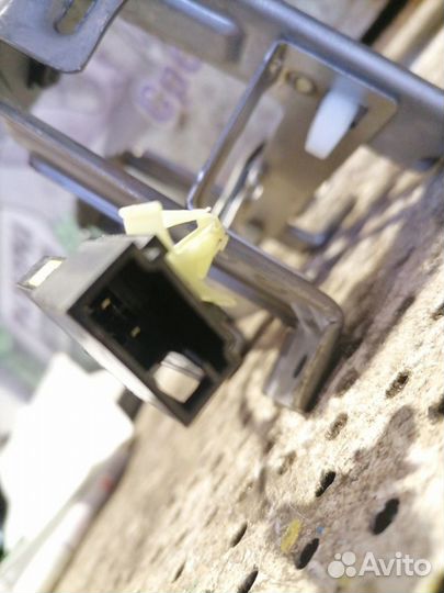 Антенна Hyundai Sonata 7 (LF) 2014-2019