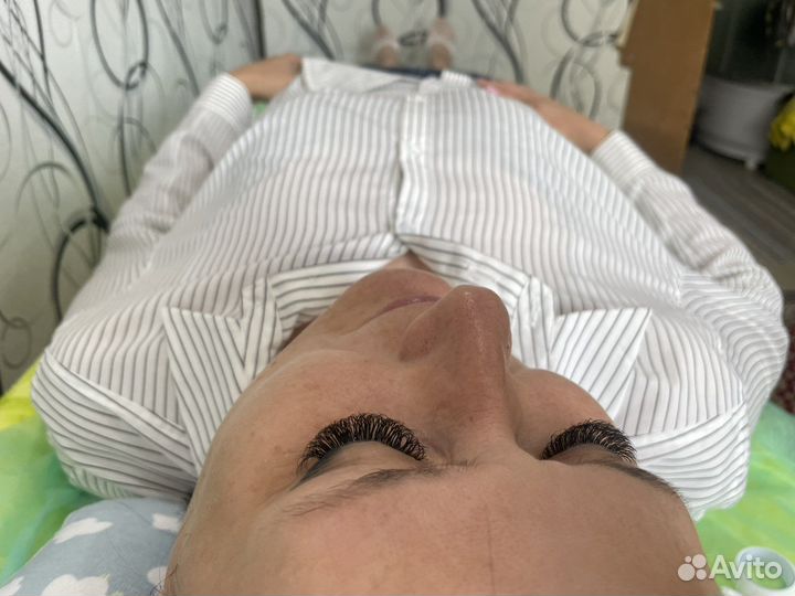 Наращивание ресниц на дому