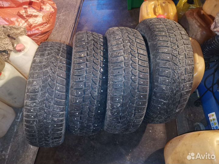 Tigar Sigura Stud 185/65 R15 92T