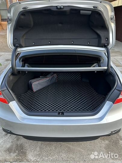 Toyota Camry 2.5 AT, 2019, 106 000 км