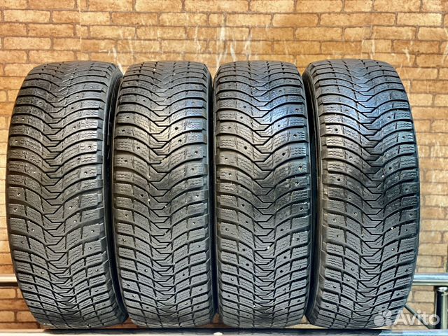 Michelin X-Ice North 3 215/60 R16