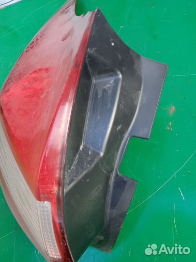 Фонарь задний Ford Focus 3 хетчбэк