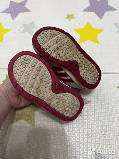 Adidas кроссовки детские 23